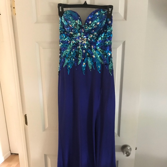 Cassandra Stone gown. Sequin bodice. Front slit. - Picture 1 of 4